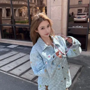 High Quality AAA Louis Vuitton Jacket Red Twill Jacquard Denim Pattern Embroidery Patch