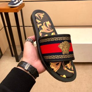 Designer Versace Calfskin Slippers For Spring